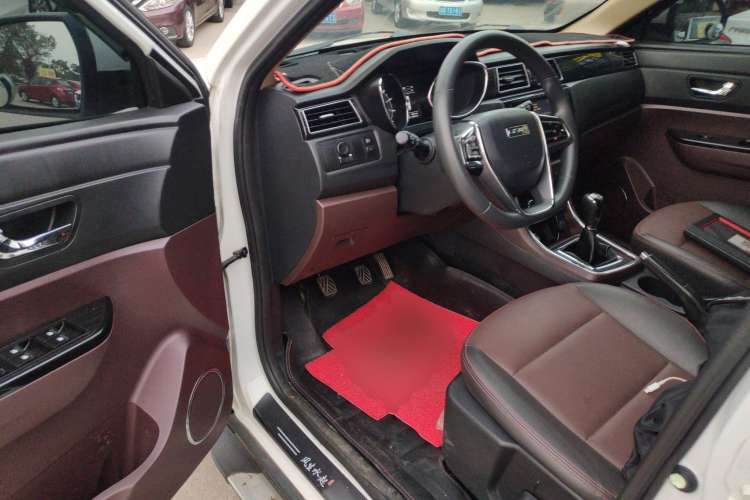 Used Lifan Auto Myway 2016 1.5L Manual Elite Version Driver Seat