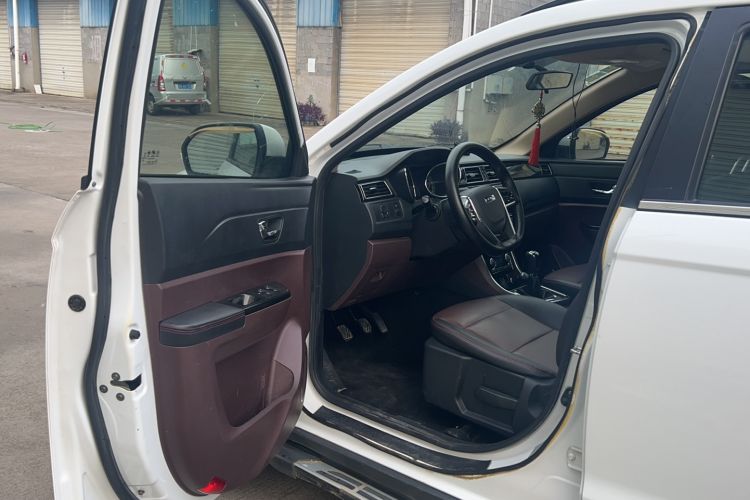 Used Lifan Auto Myway 2016 1.5L Manual Elite Version Driver Seat
