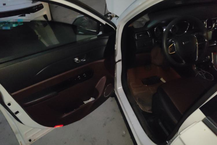Used Lifan Auto Myway 2016 1.5L Automatic Smart Enjoyment Model Driver Seat