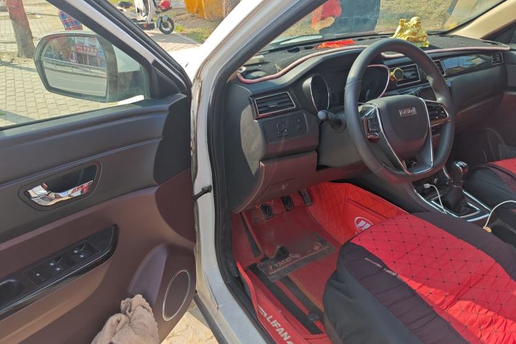 Used Lifan Auto Myway 2016 1.5L Manual Elite Version Driver Seat