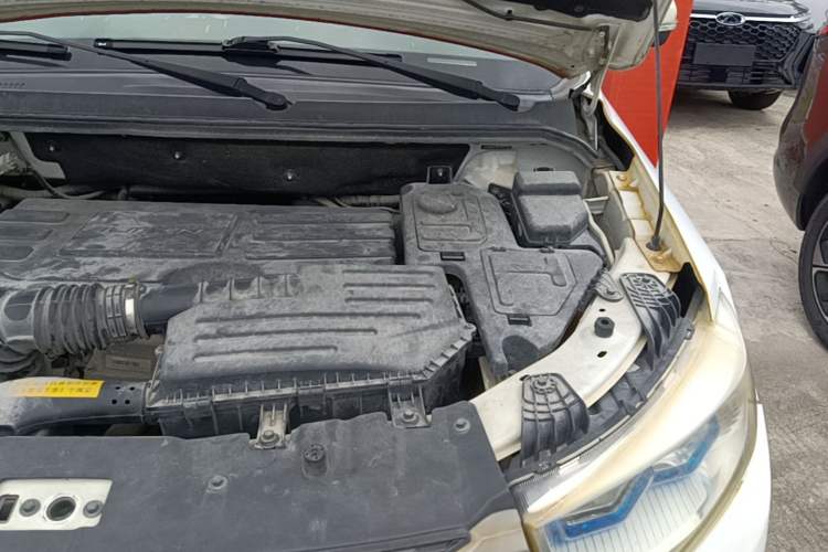 Used Lifan Auto Myway 2016 1.5L Manual Elite Version Engine Bay Left