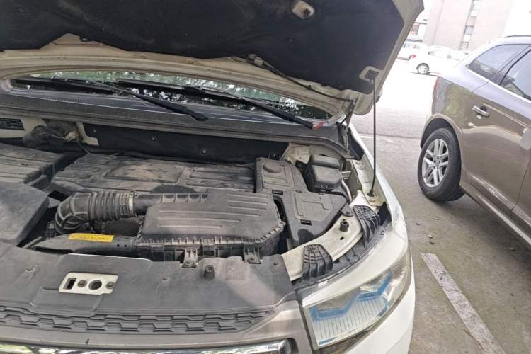 Used Lifan Auto Myway 2016 1.5L Manual Elite Version Engine Bay Left