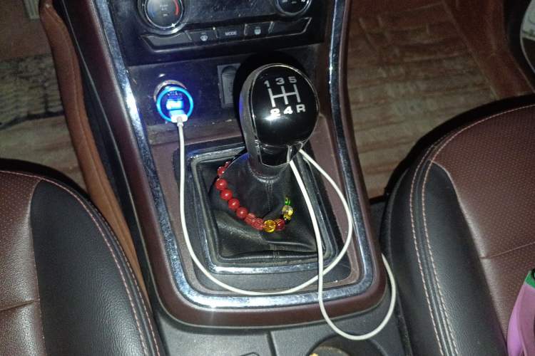 Used Lifan Auto Myway 2016 1.5L Manual Elite Version Gear Lever