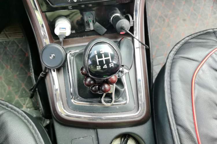 Used Lifan Auto Myway 2016 1.5L Manual Elite Version Gear Lever