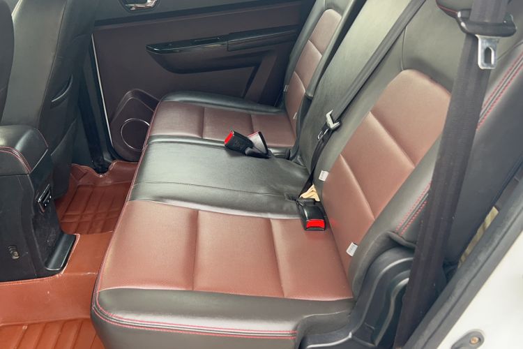 Used Lifan Auto Myway 2016 1.5L Manual Elite Version Interior 1