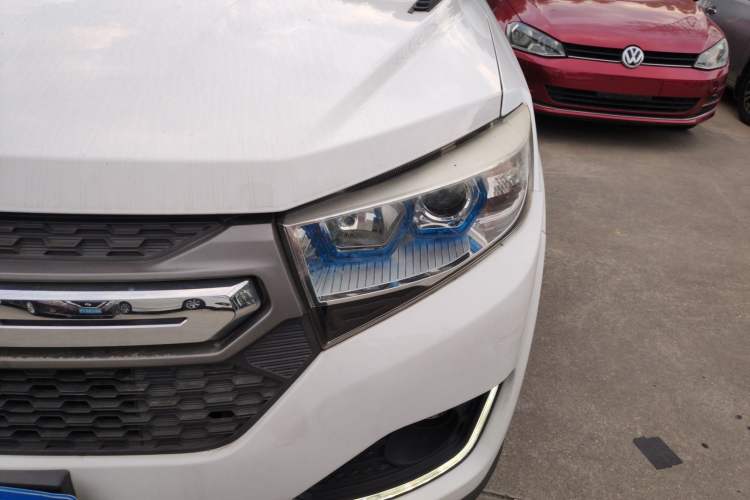 Used Lifan Auto Myway 2016 1.5L Manual Elite Version Left Front Headlight