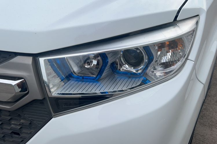 Used Lifan Auto Myway 2016 1.5L Manual Elite Version Left Front Headlight