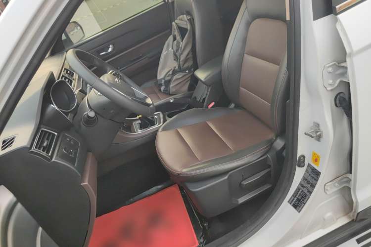 Used Lifan Auto Myway 2016 1.5L Manual Elite Version Left Front Seat