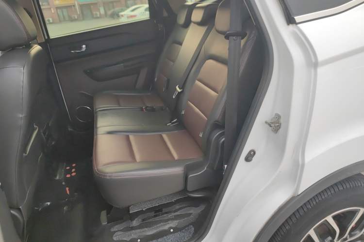 Used Lifan Auto Myway 2016 1.5L Manual Elite Version Left Rear Seat