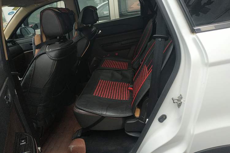 Used Lifan Auto Myway 2016 1.5L Automatic Smart Enjoyment Model Left Rear Seat