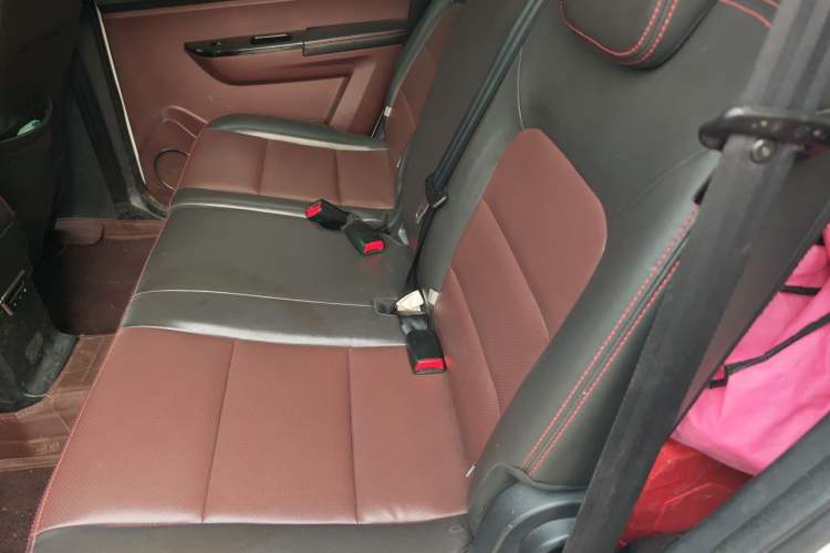 Used Lifan Auto Myway 2016 1.5L Automatic Luxury Model Left Rear Seat