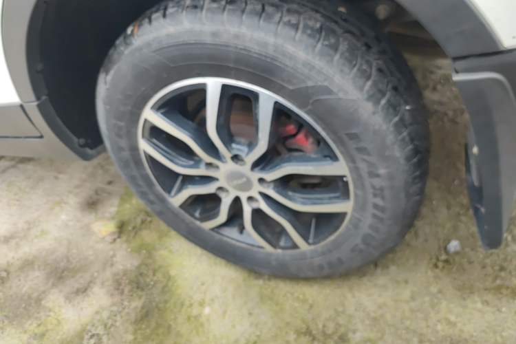 Used Lifan Auto Myway 2016 1.5L Automatic Smart Enjoyment Model Left Rear Wheel Hub