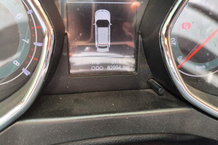 Used Lifan Auto Myway 2016 1.5L Manual Elite Version Odometer Close Up