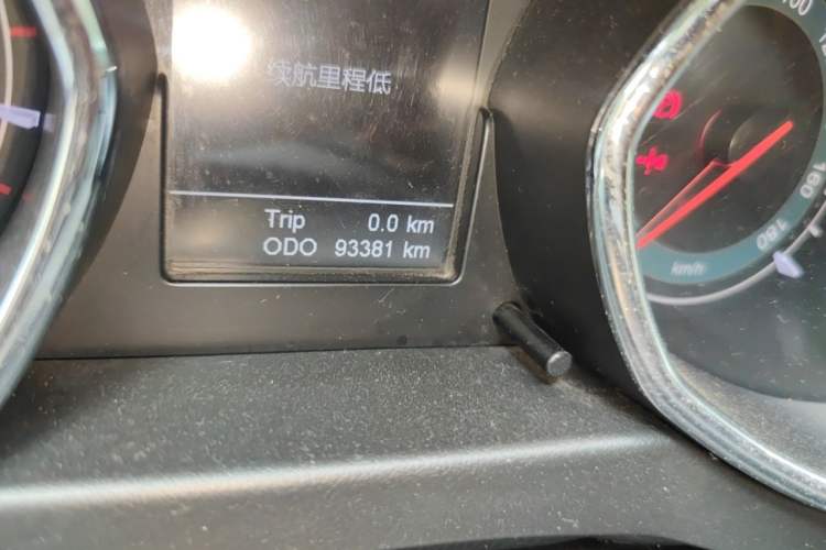 Used Lifan Auto Myway 2016 1.5L Manual Elite Version Odometer Close Up
