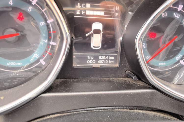 Used Lifan Auto Myway 2016 1.5L Manual Comfort Edition Odometer Close Up