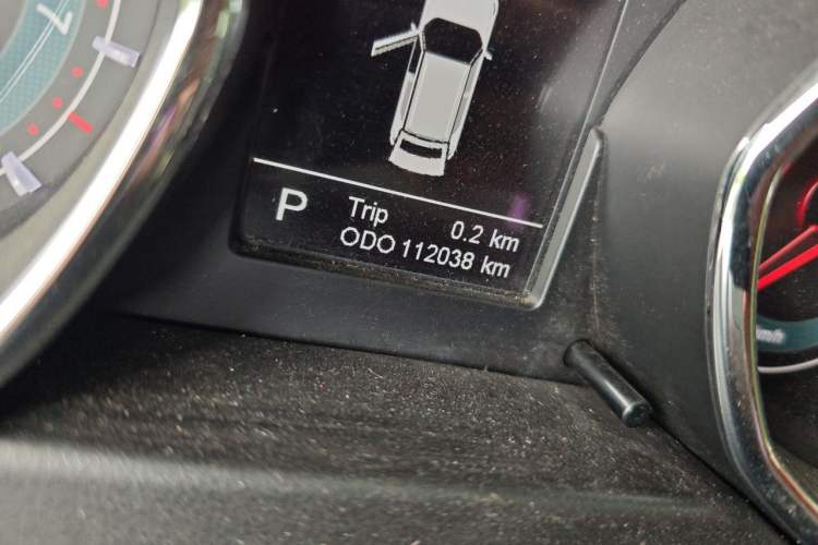 Used Lifan Auto Myway 2016 1.5L Automatic Smart Enjoyment Model Odometer Close Up