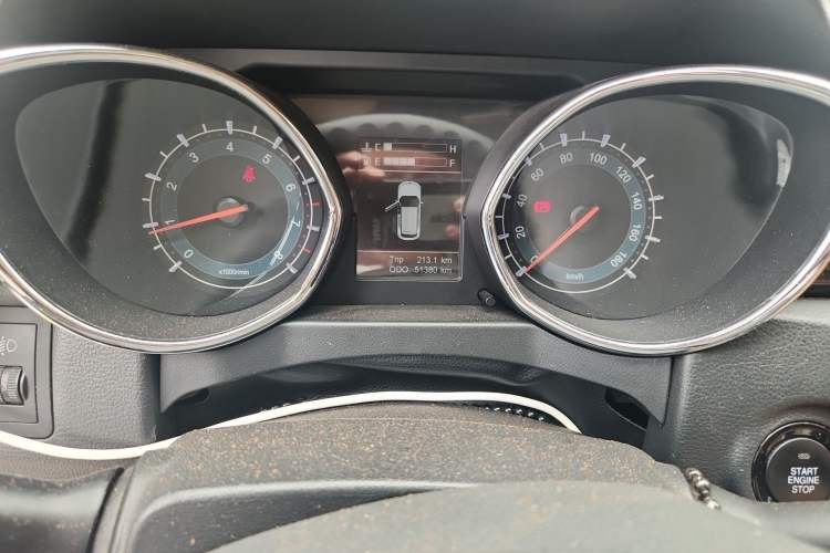Used Lifan Auto Myway 2016 1.5L Manual Elite Version Odometer Close Up