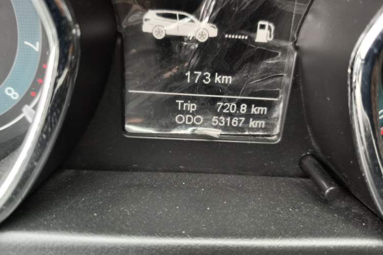 Used Lifan Auto Myway 2016 1.5L Manual Elite Version Odometer Close Up