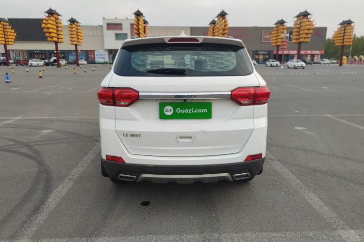 Used Lifan Auto Myway 2016 1.5L Manual Elite Version Rear