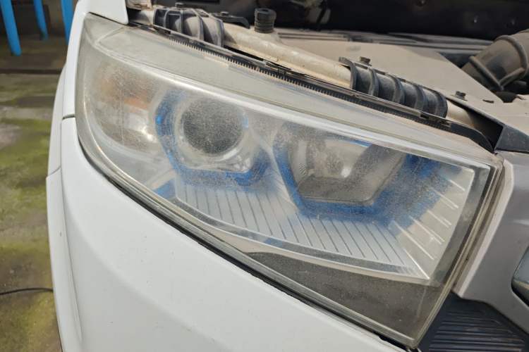 Used Lifan Auto Myway 2016 1.5L Manual Elite Version Right Front Headlight