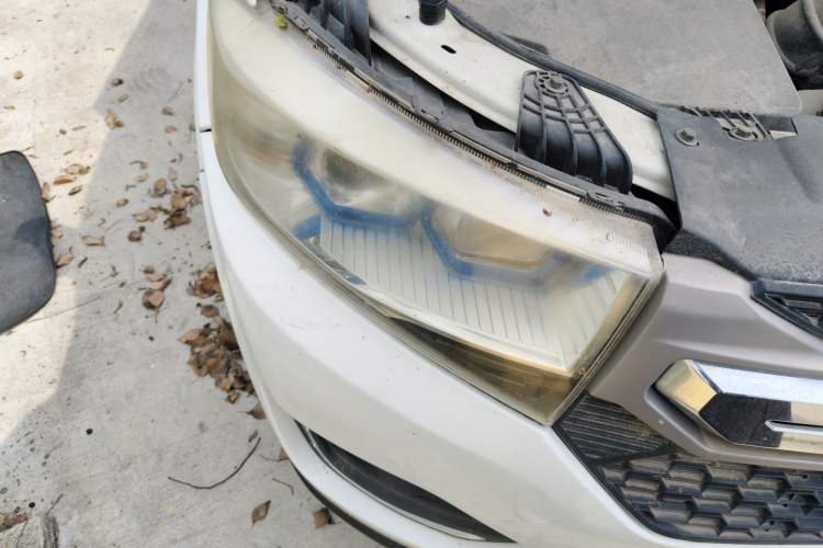 Used Lifan Auto Myway 2016 1.5L Manual Comfort Edition Right Front Headlight