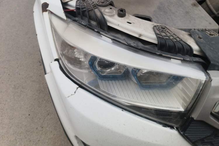 Used Lifan Auto Myway 2016 1.5L Manual Elite Version Right Front Headlight