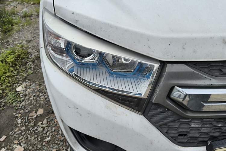 Used Lifan Auto Myway 2016 1.5L Manual Elite Version Right Front Headlight