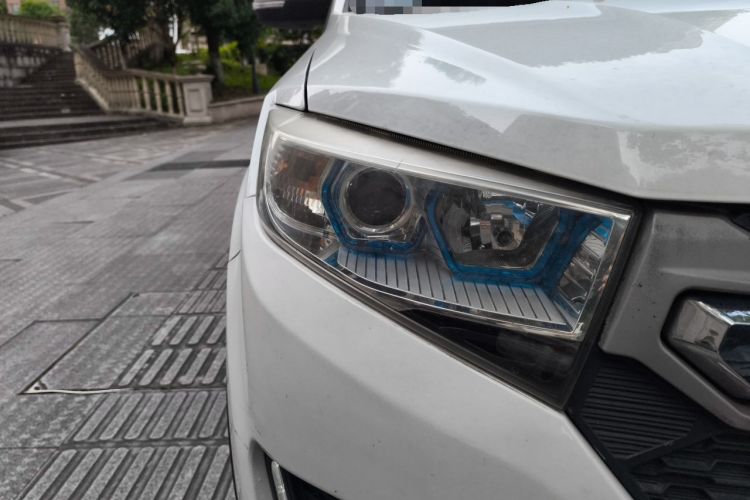 Used Lifan Auto Myway 2016 1.5L Manual Elite Version Right Front Headlight