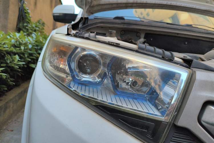 Used Lifan Auto Myway 2016 1.5L Manual Elite Version Right Front Headlight