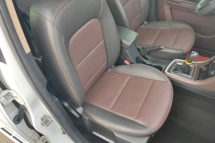 Used Lifan Auto Myway 2016 1.5L Manual Elite Version Right Front Seat