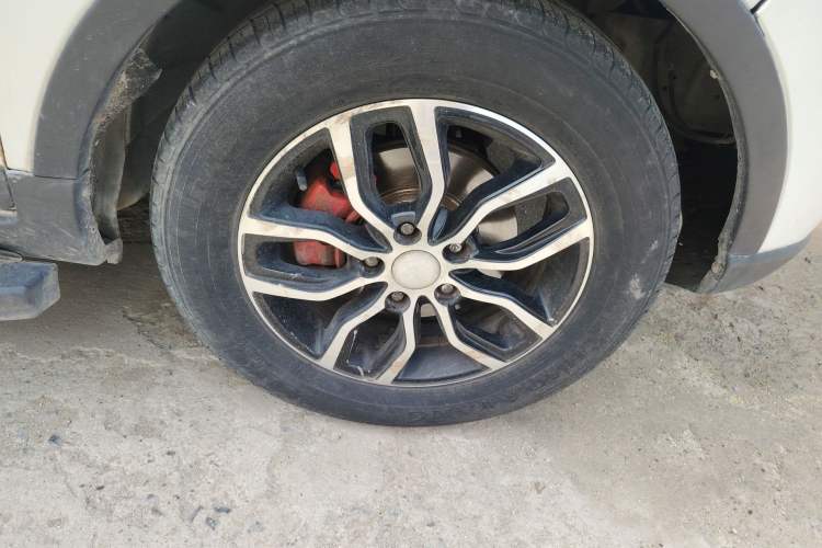 Used Lifan Auto Myway 2016 1.5L Automatic Smart Enjoyment Model Right Front Wheel Hub