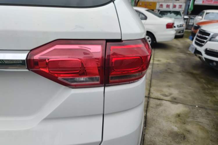 Used Lifan Auto Myway 2016 1.5L Automatic Smart Enjoyment Model Right Rear Taillight
