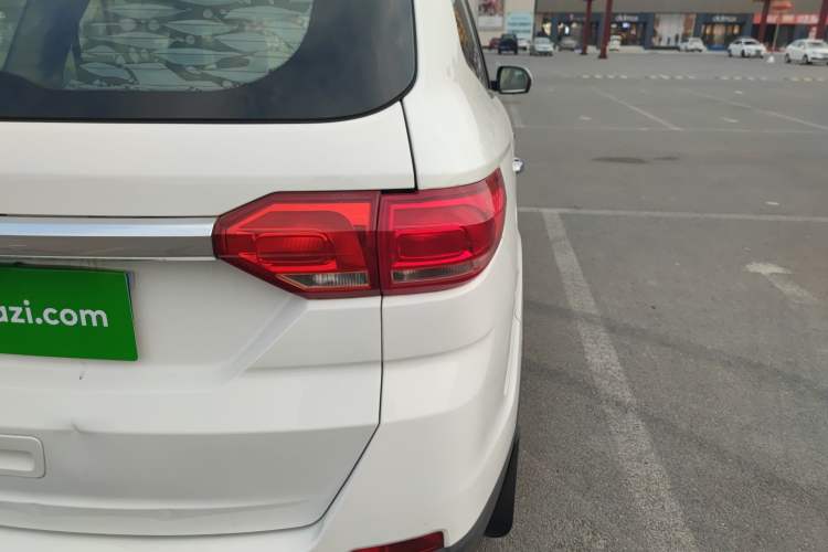 Used Lifan Auto Myway 2016 1.5L Manual Elite Version Right Rear Taillight