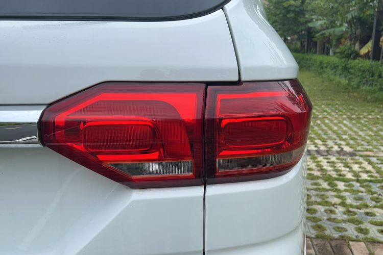 Used Lifan Auto Myway 2016 1.5L Automatic Smart Enjoyment Model Right Rear Taillight