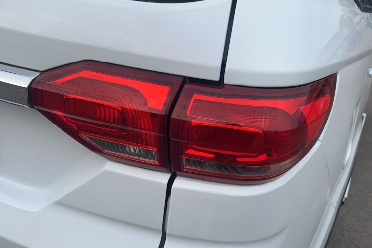 Used Lifan Auto Myway 2016 1.5L Manual Elite Version Right Rear Taillight