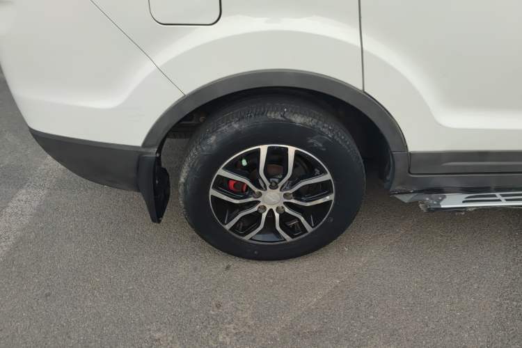 Used Lifan Auto Myway 2016 1.5L Manual Elite Version Right Rear Wheel Hub