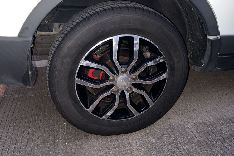 Used Lifan Auto Myway 2016 1.5L Automatic Luxury Model Right Rear Wheel Hub