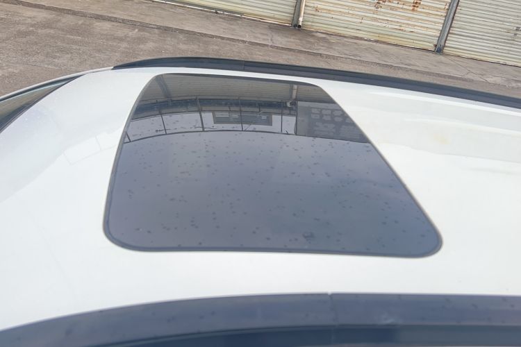 Used Lifan Auto Myway 2016 1.5L Manual Elite Version Roof