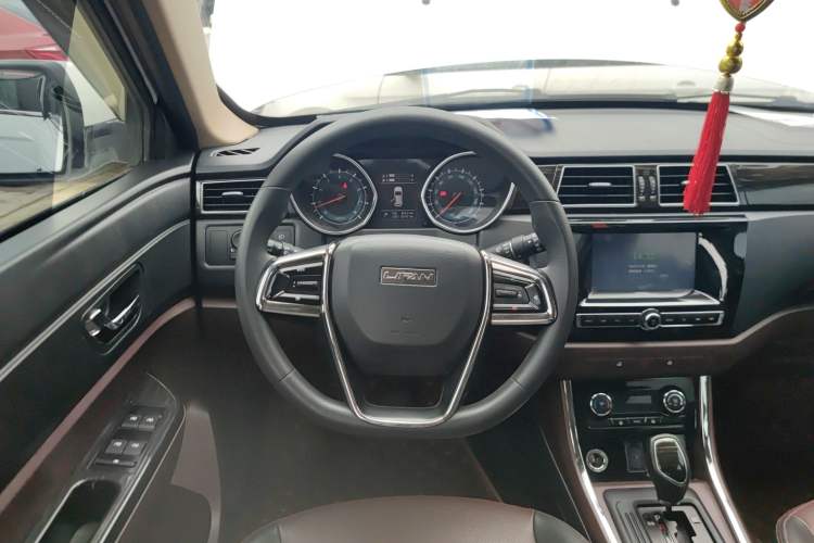 Used Lifan Auto Myway 2016 1.5L Automatic Smart Enjoyment Model Steering Wheel