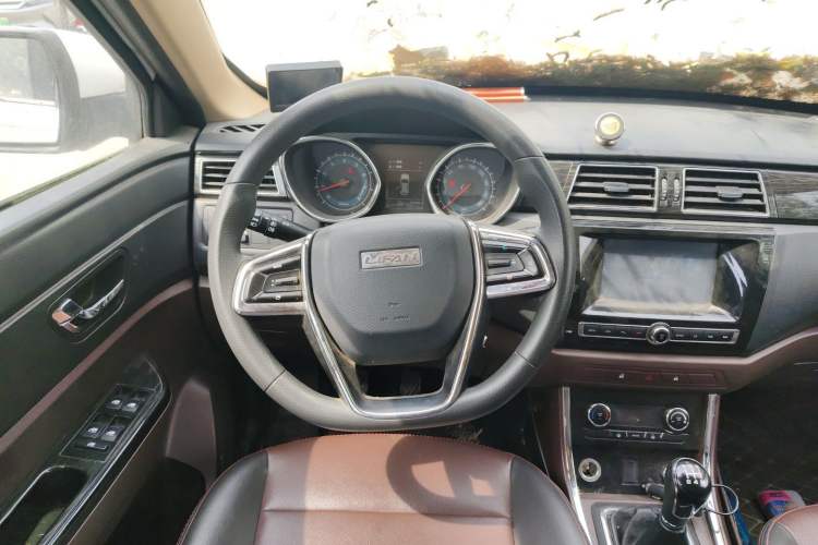 Used Lifan Auto Myway 2016 1.5L Manual Comfort Edition Steering Wheel