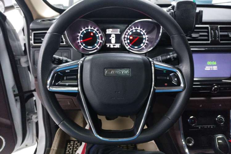 Used Lifan Auto Myway 2016 1.5L Automatic Smart Enjoyment Model Steering Wheel