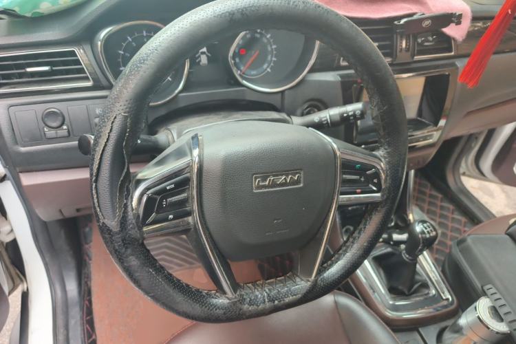 Used Lifan Auto Myway 2016 1.5L Manual Elite Version Steering Wheel