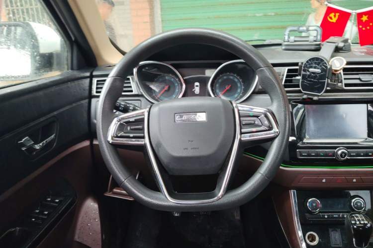 Used Lifan Auto Myway 2016 1.5L Manual Elite Version Steering Wheel
