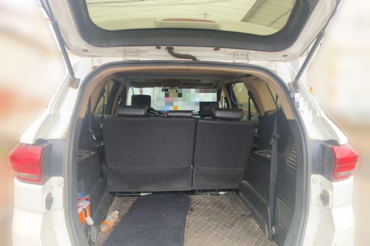 Used Lifan Auto Myway 2016 1.5L Manual Elite Version Trunk