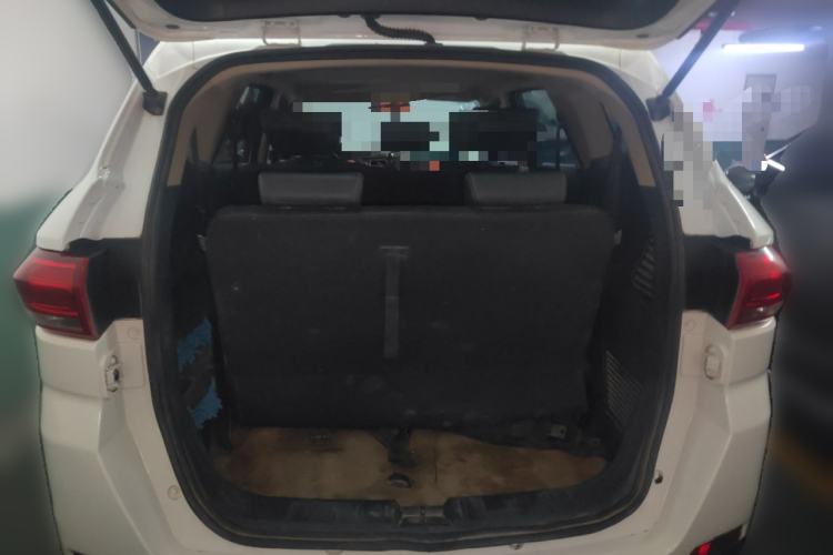 Used Lifan Auto Myway 2016 1.5L Manual Elite Version Trunk