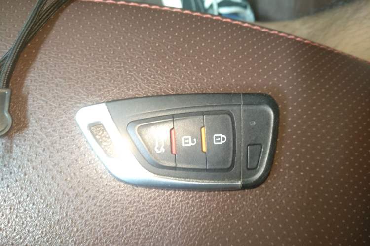 Used Lifan Auto Myway 2016 1.5L Automatic Luxury Model Vehicle Key
