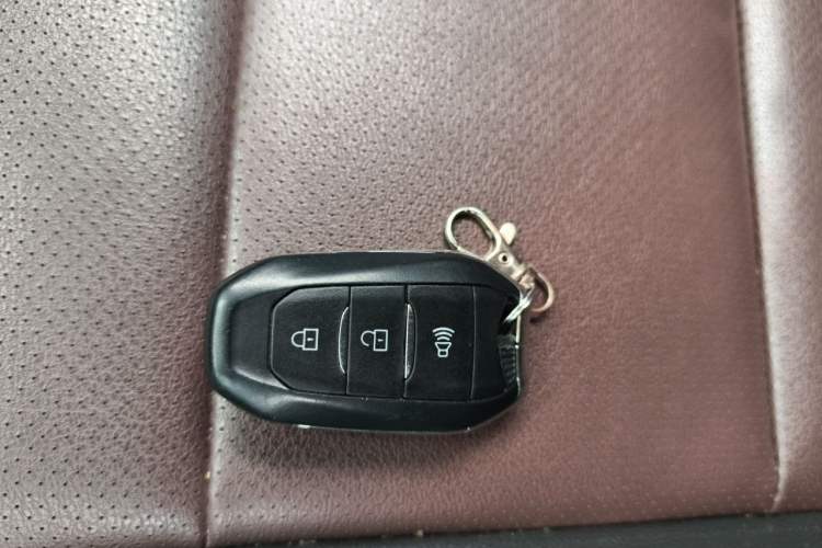 Used Lifan Auto Myway 2016 1.5L Manual Elite Version Vehicle Key