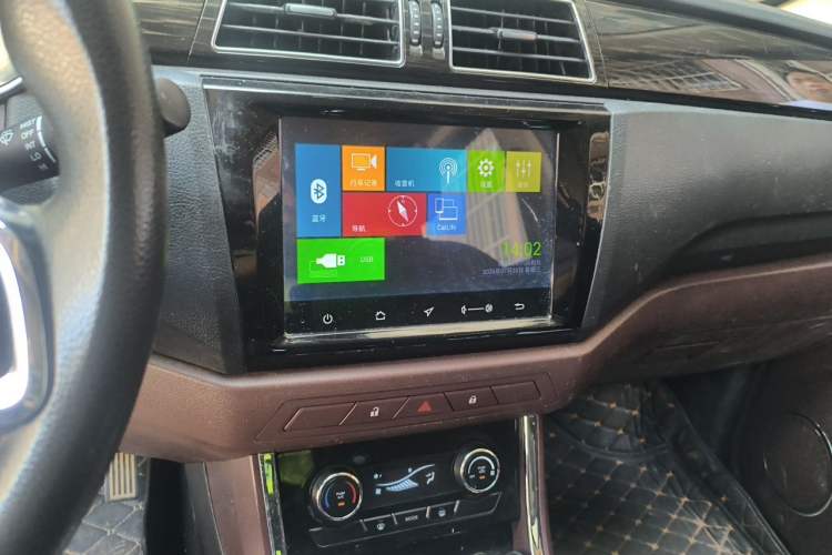Used Lifan Auto Myway 2017 1.8L Manual Elite Model Audio And AC Panel
