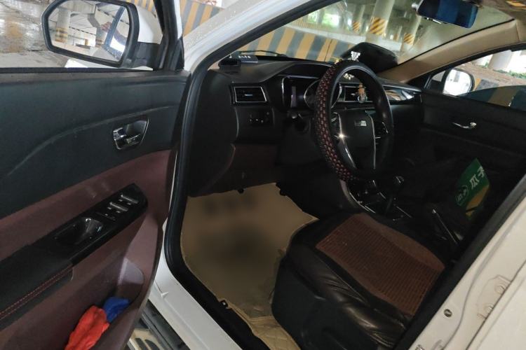 Used Lifan Auto Myway 2017 1.8L Manual Elite Model Driver Seat
