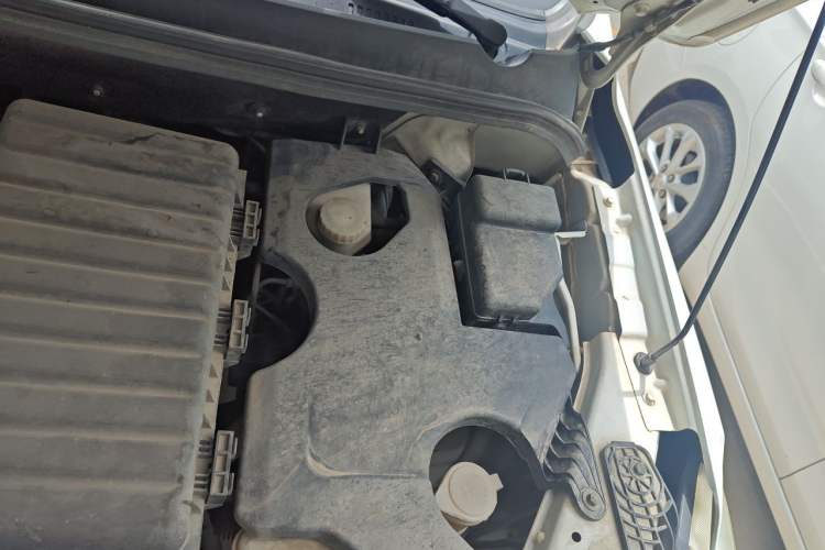 Used Lifan Auto Myway 2017 1.8L Manual Elite Model Engine Bay Left